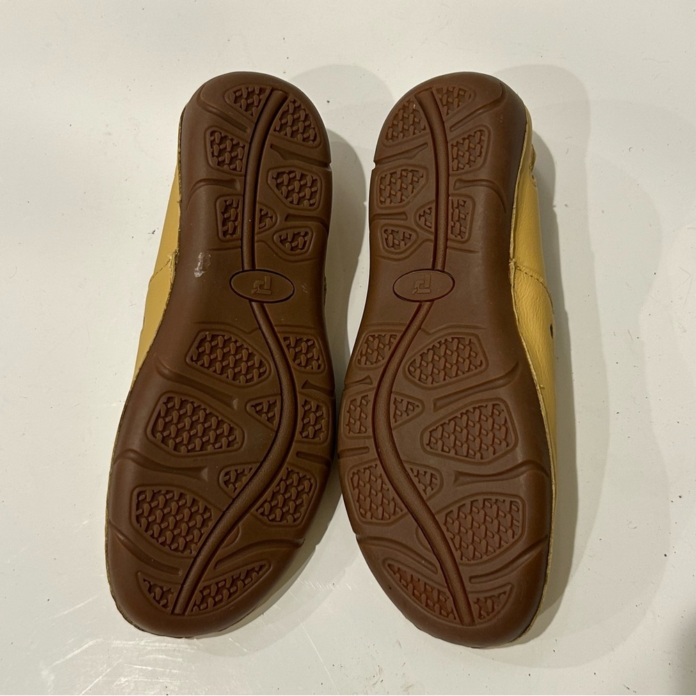 Propet Shoes - Picture 8 of 10